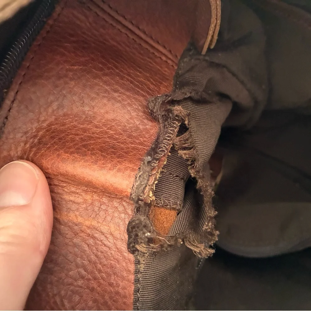 Duluth Co. brown leather messenger bag - Picture 8 of 8